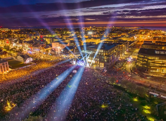 373458180 688859599935680 3791911068964183626 N